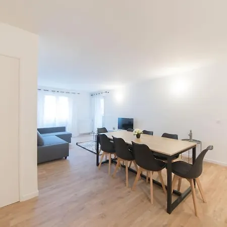 Suite Moderne Familiale 8 Pers - Disney 10M - 2 Sdb Bussy-Saint-Georges Exterior photo